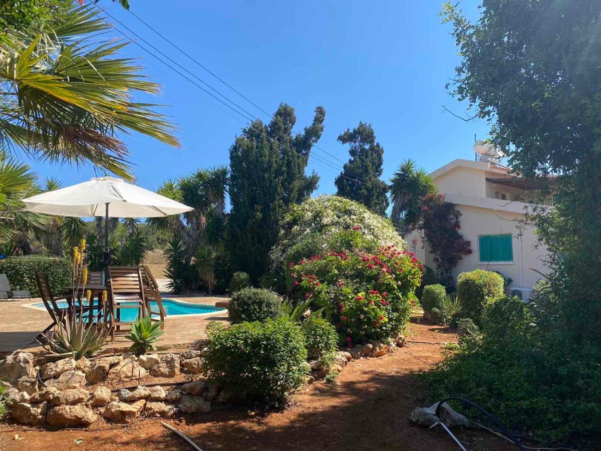 Konnos Villa โปรทาราส ภายนอก รูปภาพ