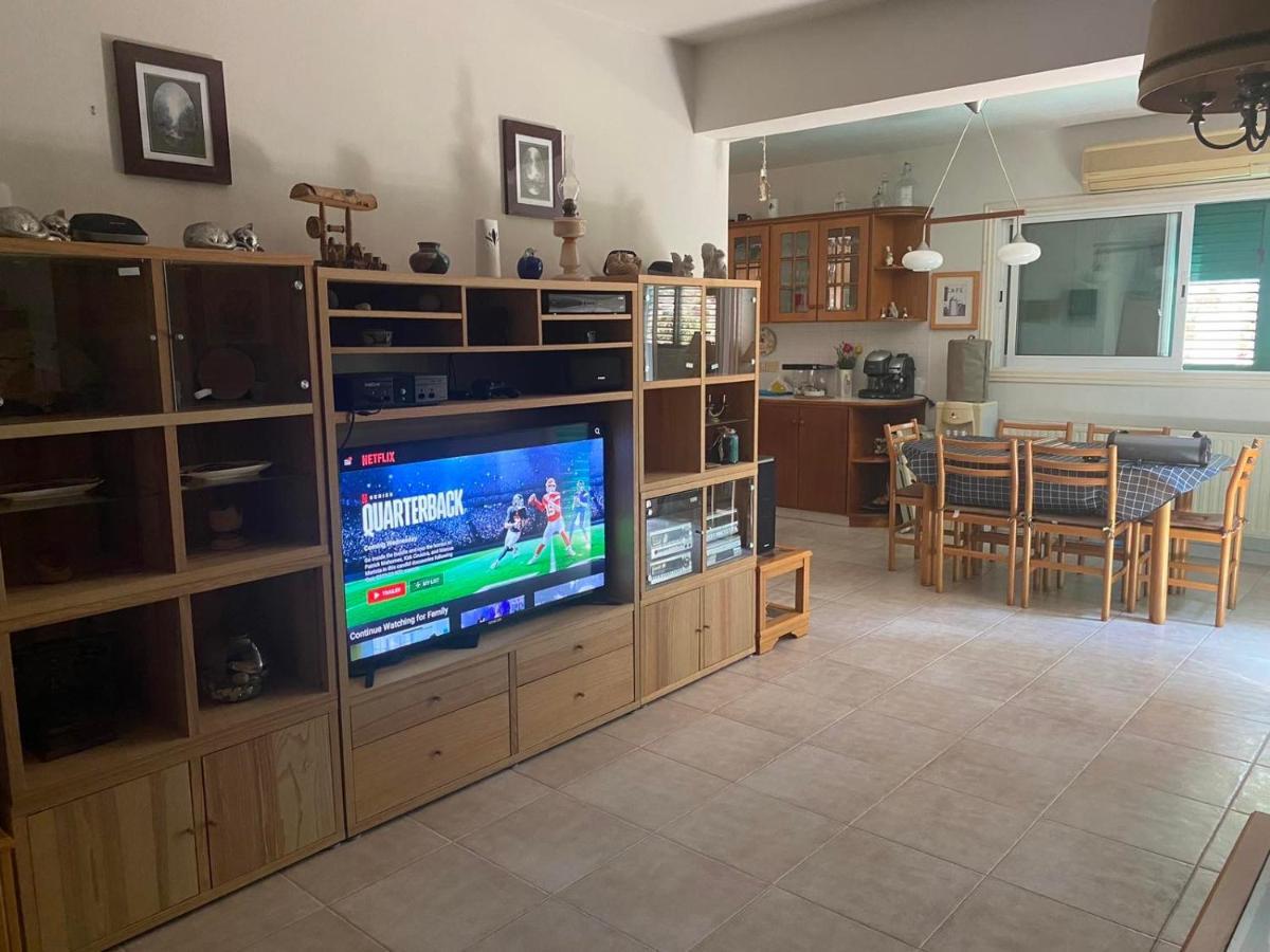 Konnos Villa โปรทาราส ภายนอก รูปภาพ