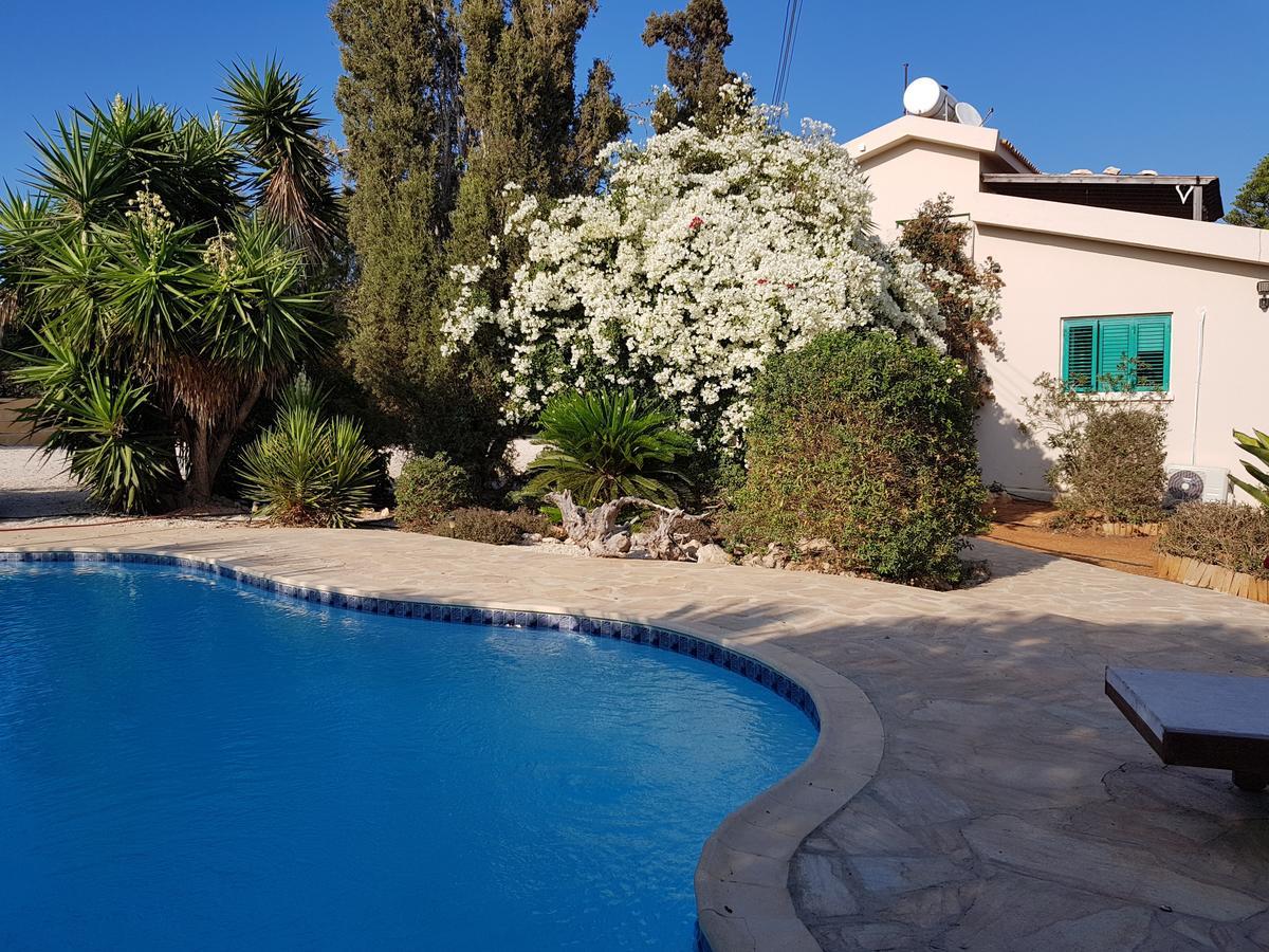 Konnos Villa โปรทาราส ภายนอก รูปภาพ
