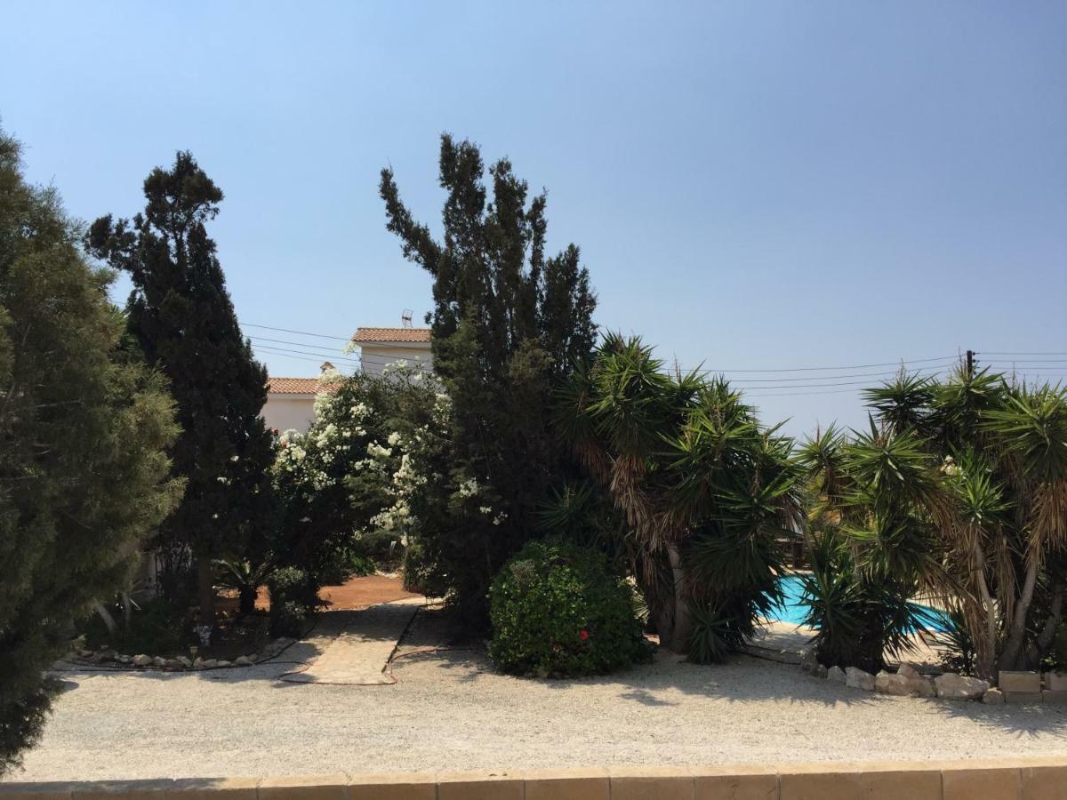 Konnos Villa โปรทาราส ภายนอก รูปภาพ