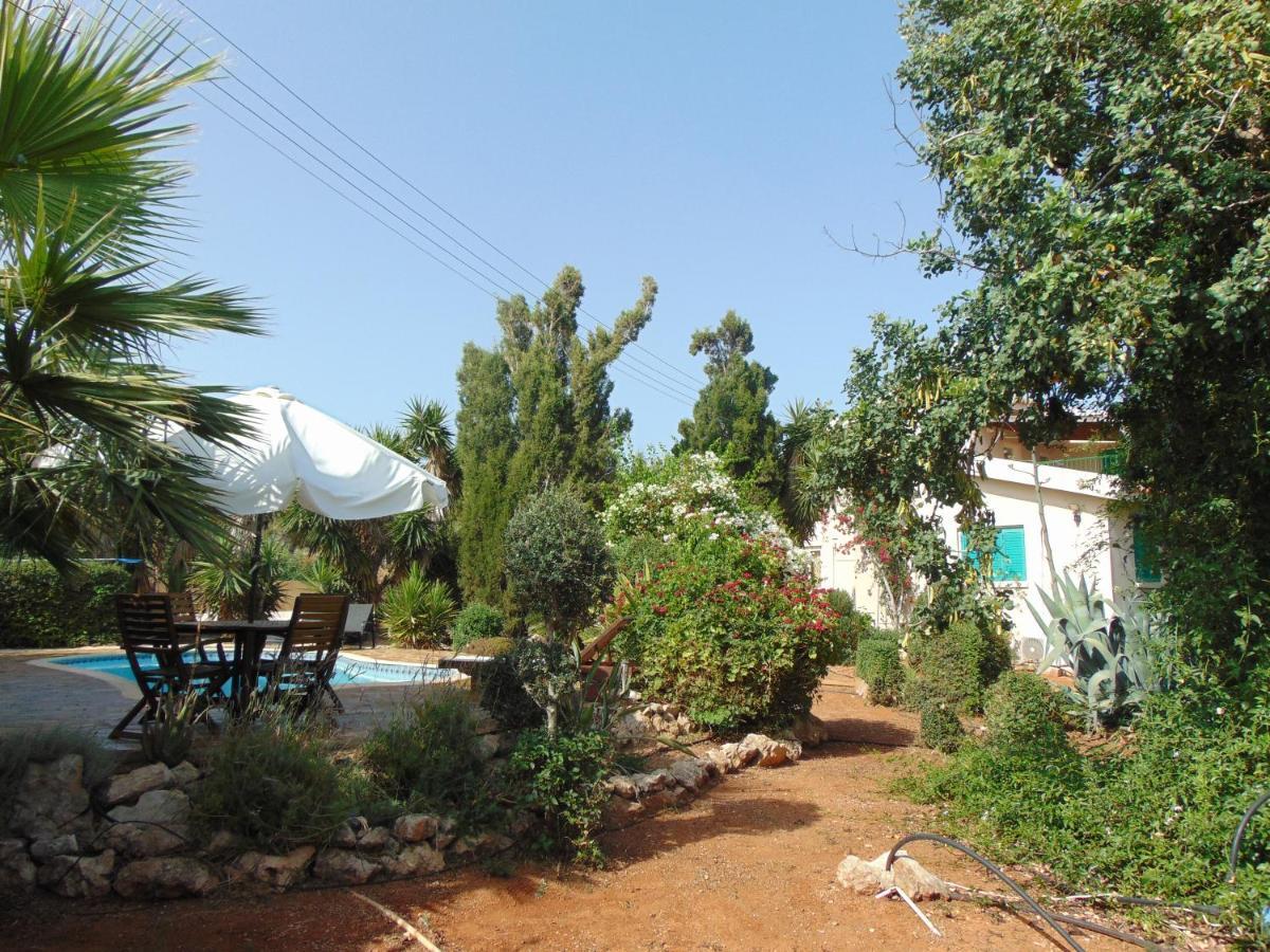 Konnos Villa โปรทาราส ภายนอก รูปภาพ